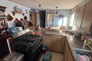 226 Laskey Rd, Ludlow, ME 04730 - Photo 7