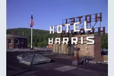 25 Hartford Street, Rumford, ME 04276 - Photo 25