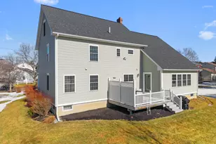 192 Laurel Cir, Bangor, ME 04401 - Photo 3