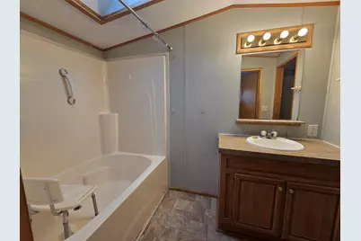 39 Mountain Road, Wiscasset, ME 04578 - Photo 9