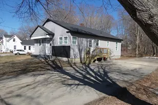 28 5 Elm St, Fairfield, ME 04937 - Photo 23