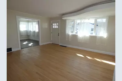 28.5 Elm Street, Fairfield, ME 04937 - Photo 11