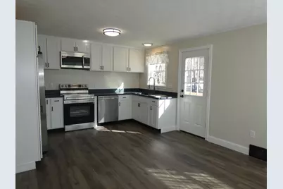 28.5 Elm Street, Fairfield, ME 04937 - Photo 5