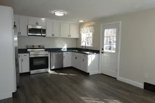 28 5 Elm St, Fairfield, ME 04937 - Photo 5