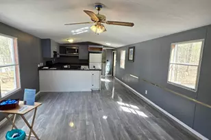 42 Squire Ct, Winthrop, ME 04364 - Photo 5