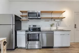 60 Parris St, Portland, ME 04101 - Photo 11