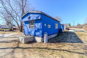 8 Feeney St, Jonesport, ME 04649 - Photo 5