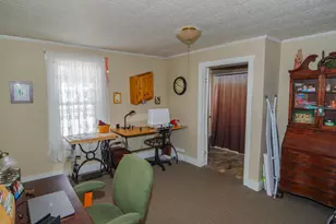 61 Pleasant St, Dexter, ME 04930 - Photo 23