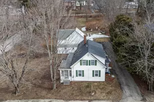 61 Pleasant St, Dexter, ME 04930 - Photo 9