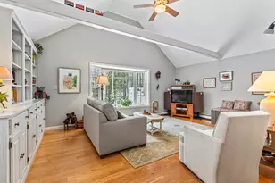 8 Kimberley Cir, Brunswick, ME 04011 - Photo 3