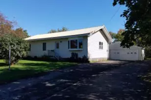 119 Fleetwood St, Presque Isle, ME 04769 - Photo 3