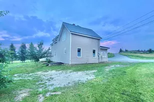 314 Flat Mountain Rd, Saint Agatha, ME 04772 - Photo 3