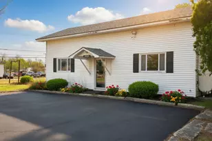 442 Main St, Pittsfield, ME 04967 - Photo 1