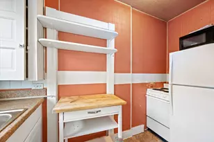 284 French St, Bangor, ME 04401 - Photo 9