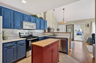 310 Hill St, Biddeford, ME 04005 - Photo 9