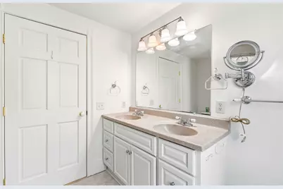 166 E Main Street, Yarmouth, ME 04096 - Photo 25