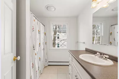 166 E Main Street, Yarmouth, ME 04096 - Photo 31