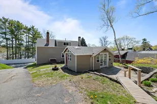 7 Spring St, Hallowell, ME 04347 - Photo 3