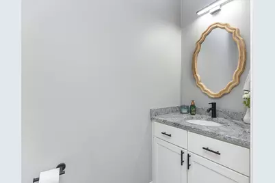 81 Queen Street, Gorham, ME 04038 - Photo 19