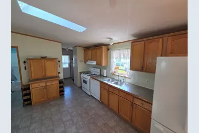 111 Pine Tree Lane, Farmington, ME 04938 - Photo 15