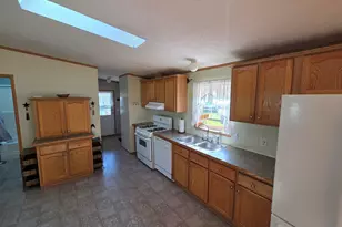 111 Pine Tree Ln, Farmington, ME 04938 - Photo 15