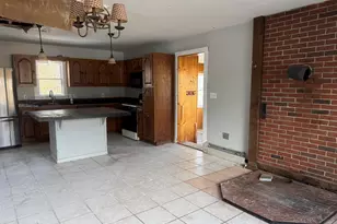 306 Empire Rd, Poland, ME 04274 - Photo 5