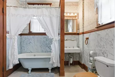 14 Taylor Street, Auburn, ME 04210 - Photo 33