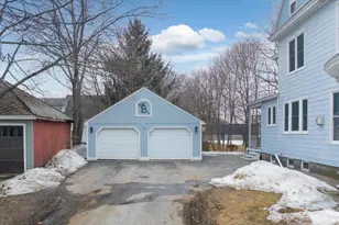 14 Taylor St, Auburn, ME 04210 - Photo 69