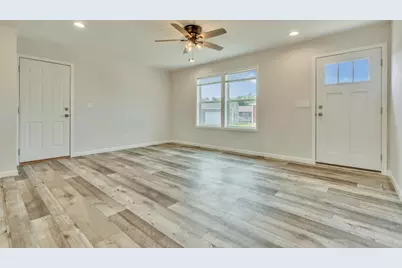 8 Colony Way, Kittery, ME 03904 - Photo 3