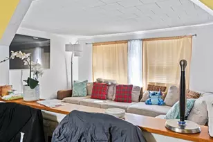 2 Banks Ln, Biddeford, ME 04005 - Photo 9