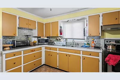 2 Banks Lane, Biddeford, ME 04005 - Photo 7