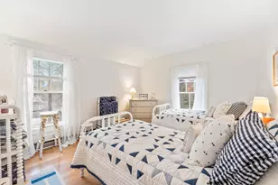 589 York St, York, ME 03909 - Photo 17