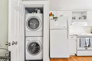 589 York St, York, ME 03909 - Photo 11