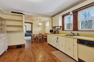 26 Vernon St, Saco, ME 04072 - Photo 5