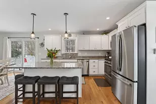 12 Robinson Rd, Scarborough, ME 04074 - Photo 5