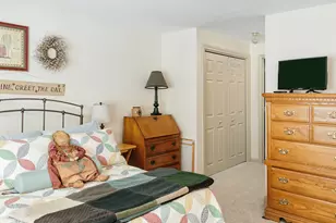 7 Windsor Commons Dr, Kennebunk, ME 04043 - Photo 13