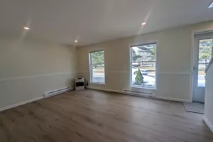 10 Everett Ct, Westbrook, ME 04092 - Photo 5