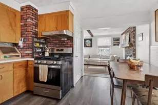 35 McKinley St, South Portland, ME 04106 - Photo 17