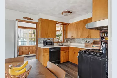 35 McKinley Street, South Portland, ME 04106 - Photo 3