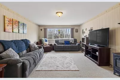 88 County Road, Oakland, ME 04963 - Photo 3