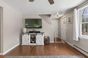 10 Deerfield Cir, Standish, ME 04084 - Photo 15