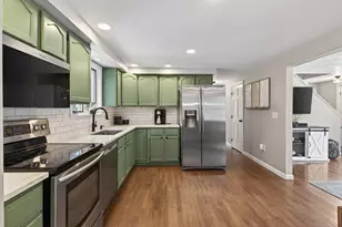 10 Deerfield Cir, Standish, ME 04084 - Photo 7