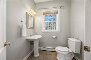 2 Bornheimer Pl, Scarborough, ME 04074 - Photo 5