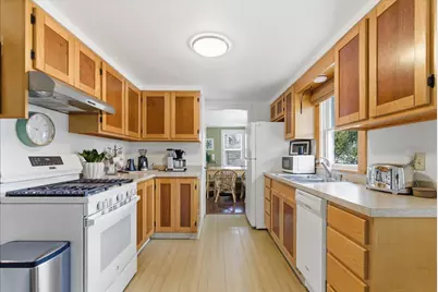 122 Field Avenue, Auburn, ME 04210 - Photo 3