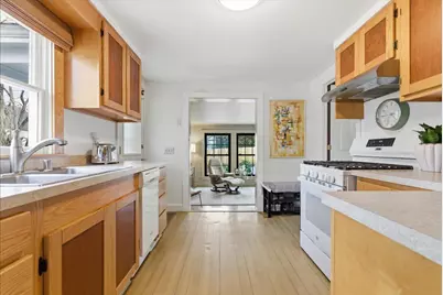 122 Field Avenue, Auburn, ME 04210 - Photo 37