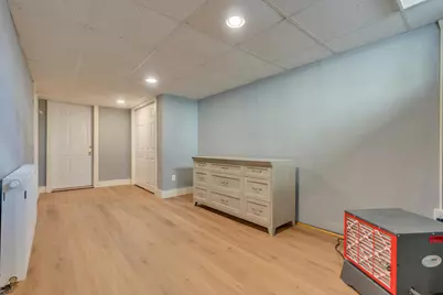 15 Brewster Street, Portland, ME 04103 - Photo 15