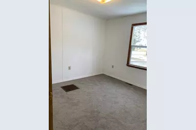 1001 Main Street, Wilton, ME 04294 - Photo 11