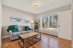 24 Maxwell Woods Dr, Cape Elizabeth, ME 04107 - Photo 21