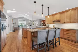 24 Maxwell Woods Dr, Cape Elizabeth, ME 04107 - Photo 3