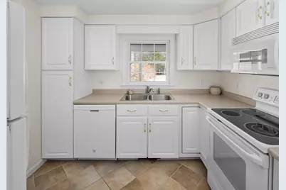 29 Hampton Glen Drive #10, Kennebunk, ME 04043 - Photo 9